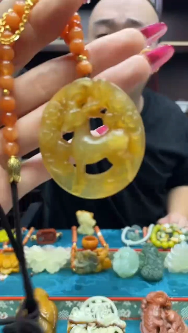 未镶嵌岫玉吊坠·