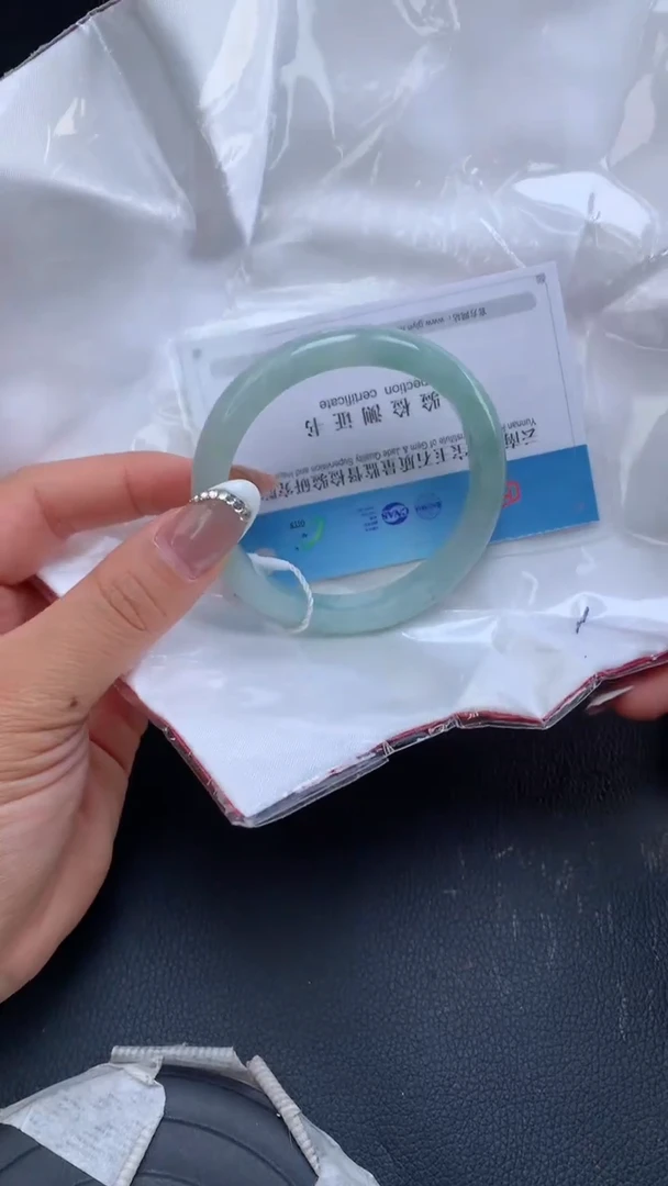 【闪购商品】翡翠手镯未镶嵌天然缅甸A货翡翠手镯