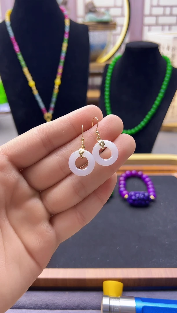 【闪购商品】和田玉耳饰14K金镶嵌E226