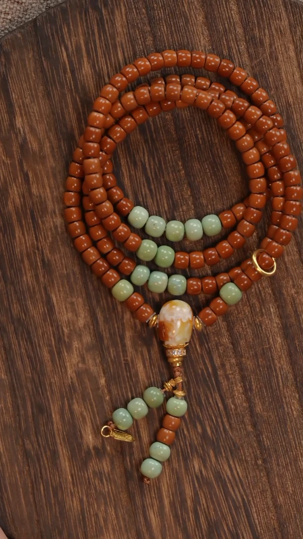 18K金镶嵌绿松石手链1