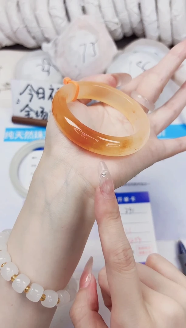 石英质玉手镯未镶嵌391-财气镯-圈口53