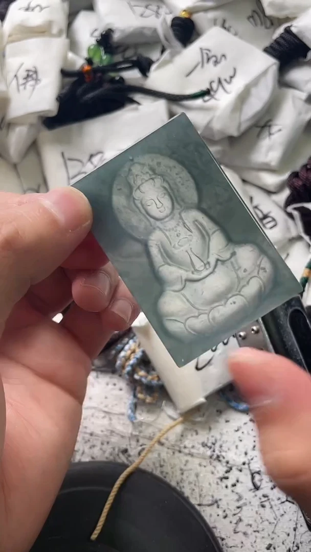 颈饰未镶嵌翡翠8