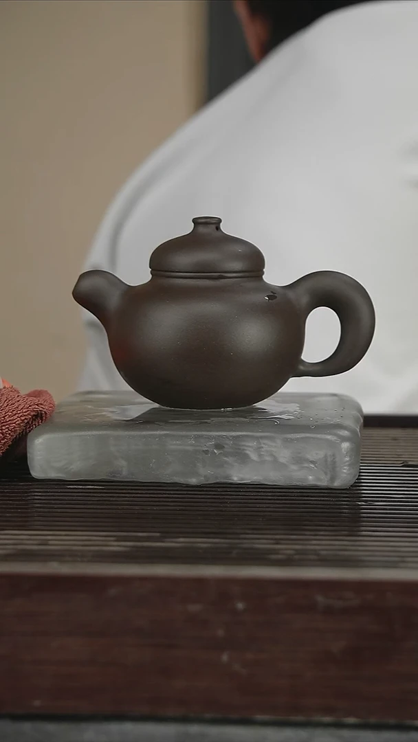 茶壶紫砂高工300CC带证192号