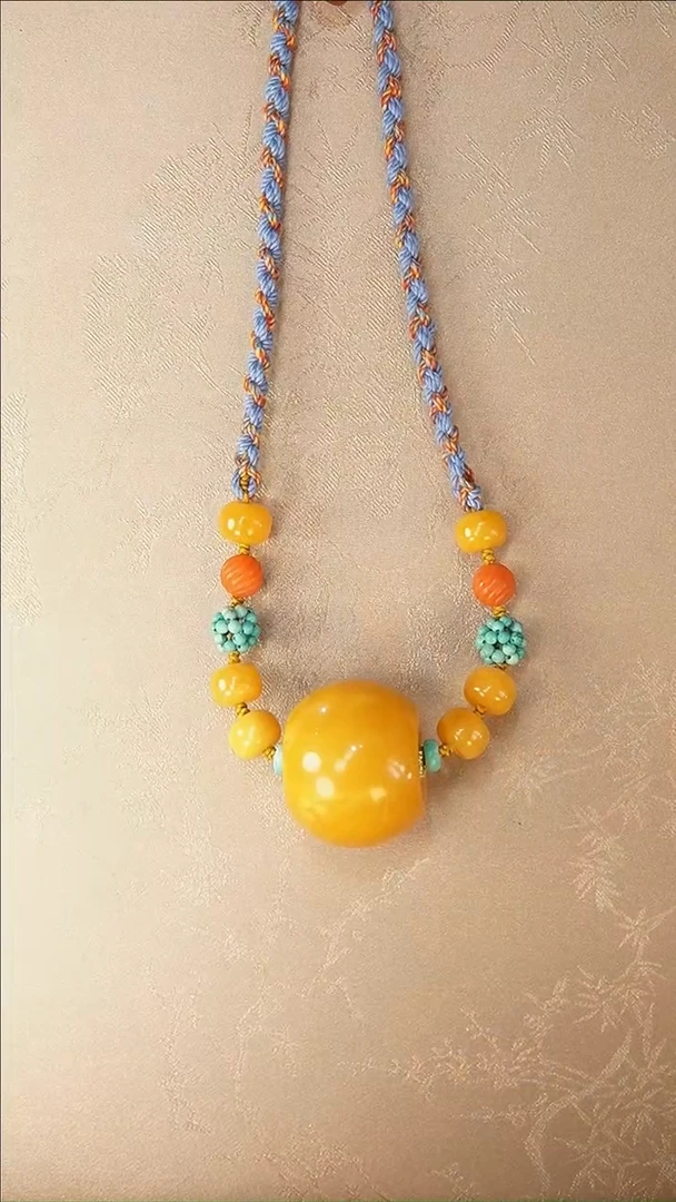 【闪购商品】琥珀颈饰未镶嵌颈饰