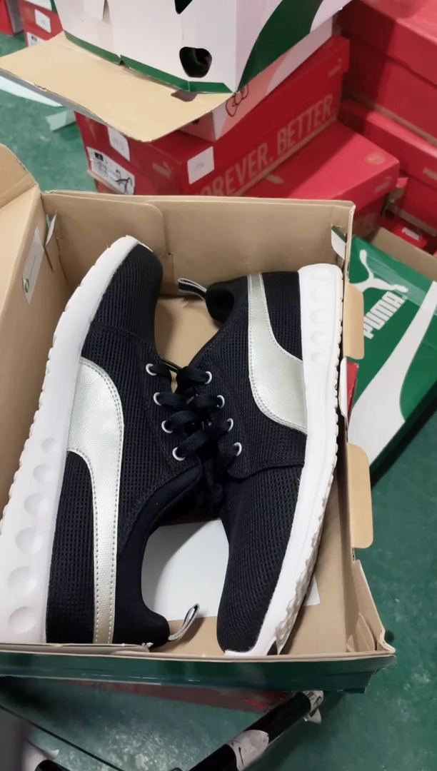 彪马时尚休闲运动41M  DD119