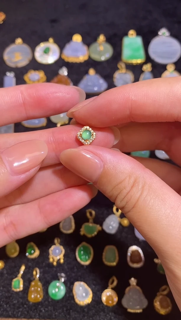 颈饰银S925镶嵌翡翠天然a货翡翠