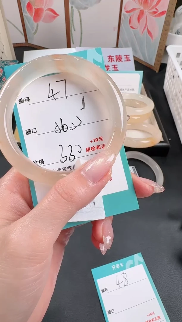 未镶嵌手镯石英质玉47
