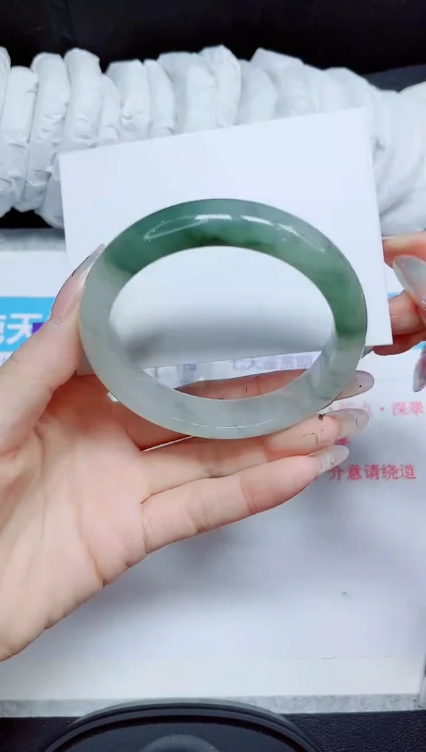石英质玉手镯未镶嵌348