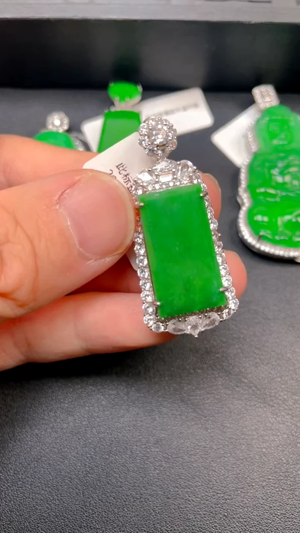 吊坠(不含链)银S925镶嵌翡翠吊坠