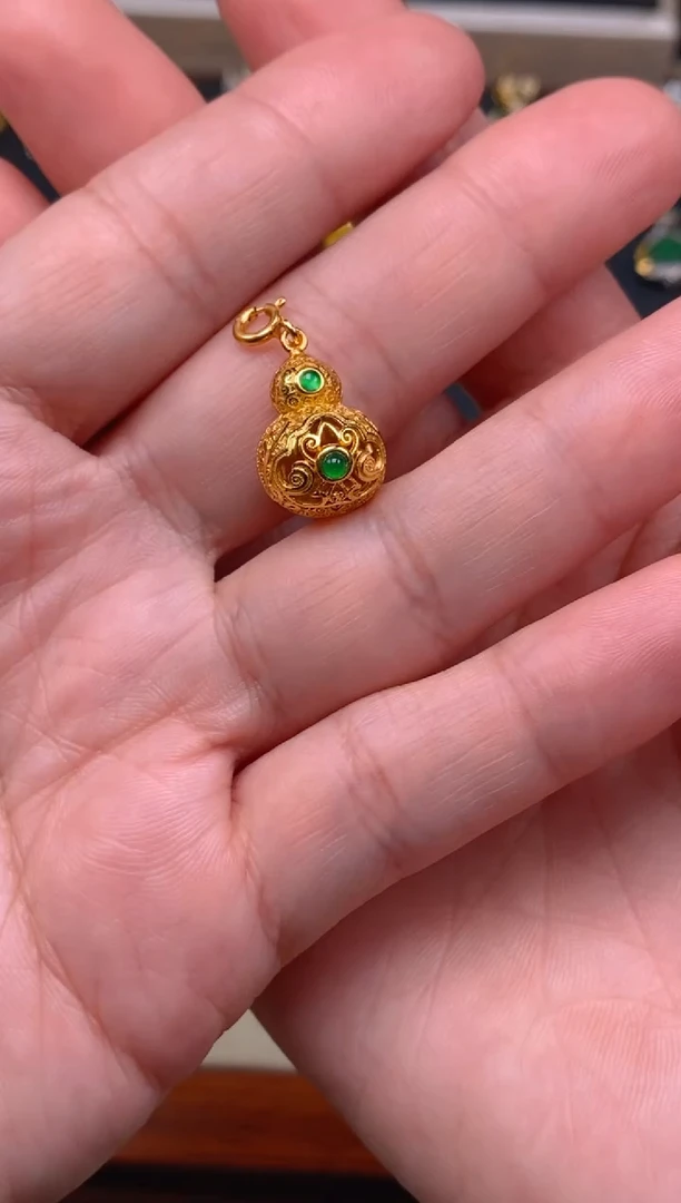 【闪购商品】翡翠颈饰银S925镶嵌葫芦