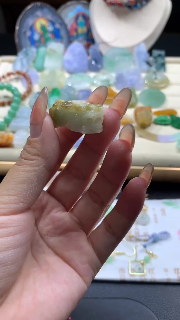 【闪购商品】定制翡翠未镶嵌翡翠