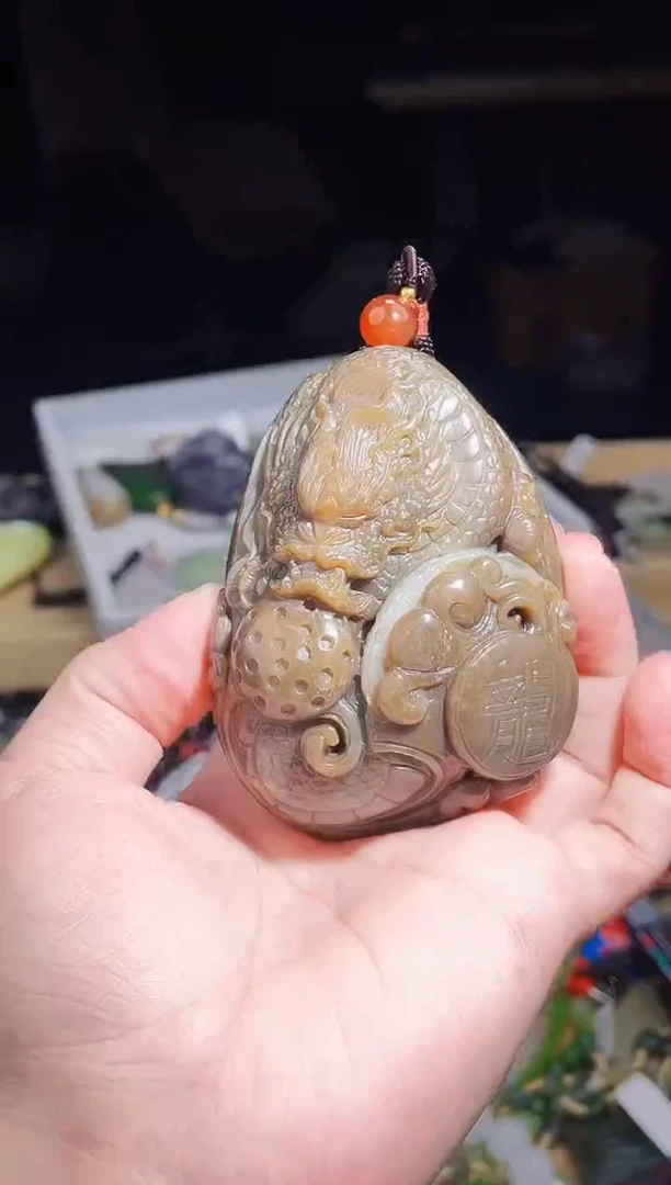 颈饰未镶嵌和田玉1