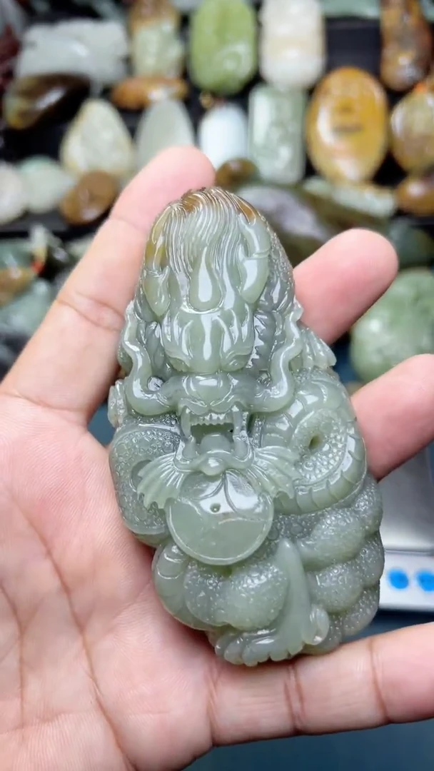 未镶嵌和田玉把件-