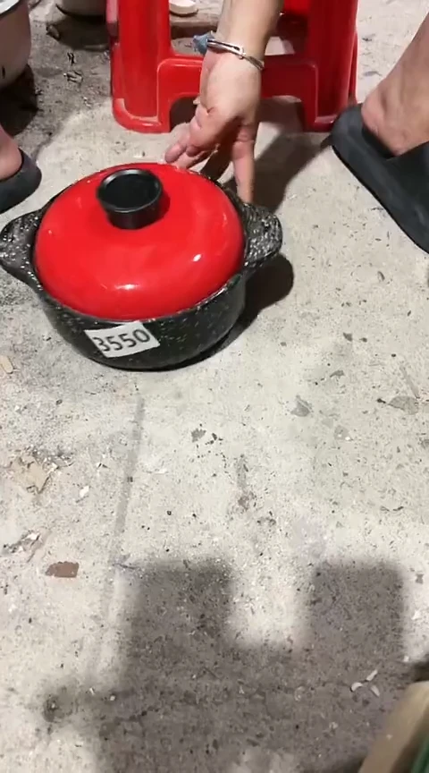 3550瑕疵麦饭石带盖