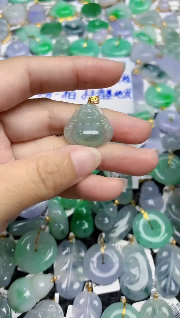 翡翠未镶嵌颈饰天然翡翠A货