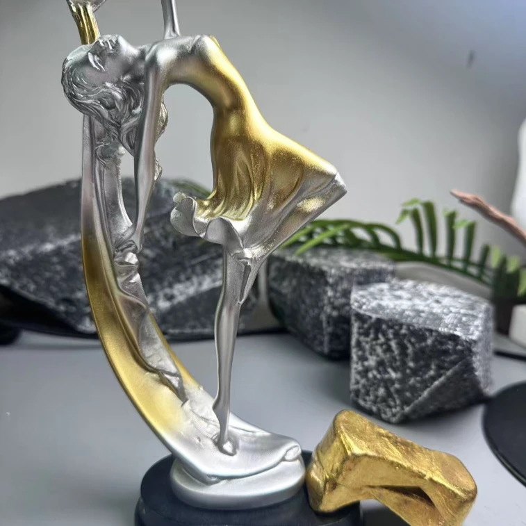 D171 金色精美创意摆件（多样性发一件）