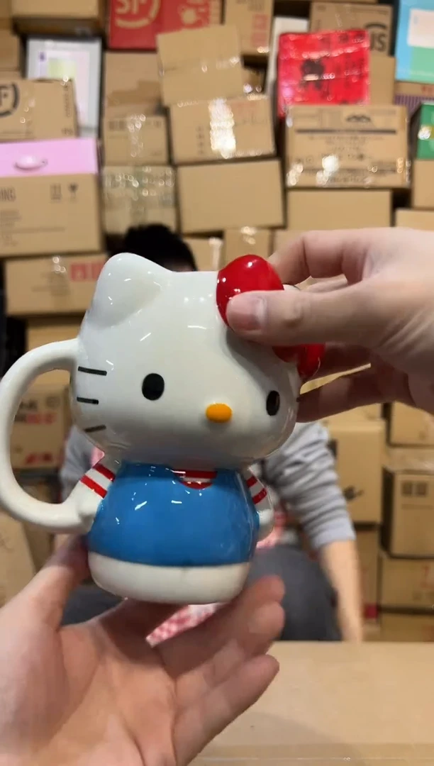 【闪购商品】杯陶瓷条纹kt全身杯