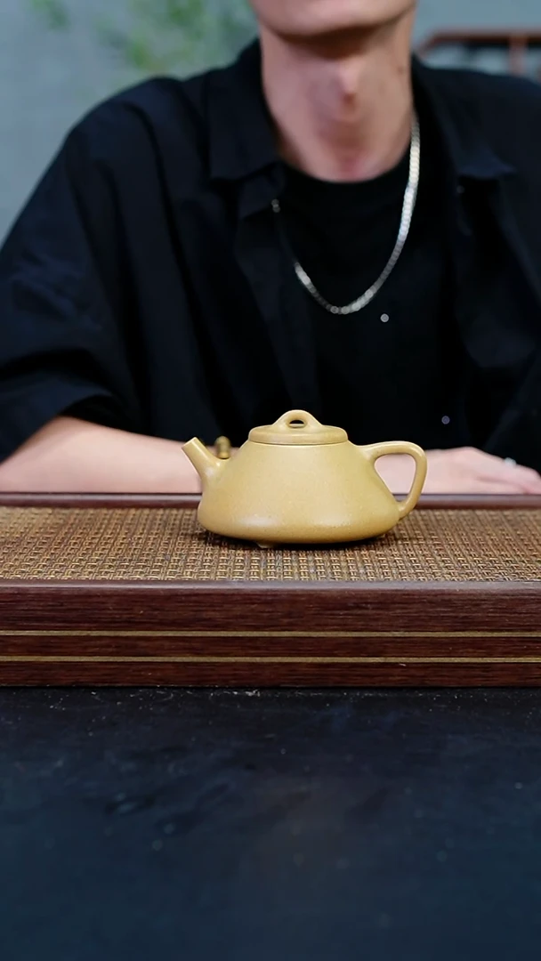 茶壶紫砂LCC本绿子冶石瓢