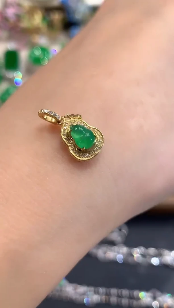 吊坠(不含链)18K金镶嵌翡翠q20