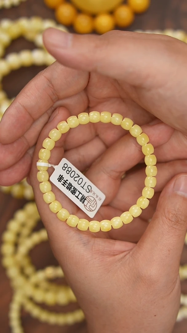 未镶嵌蜜蜡珠宝奇石约6.5mm+（单件）