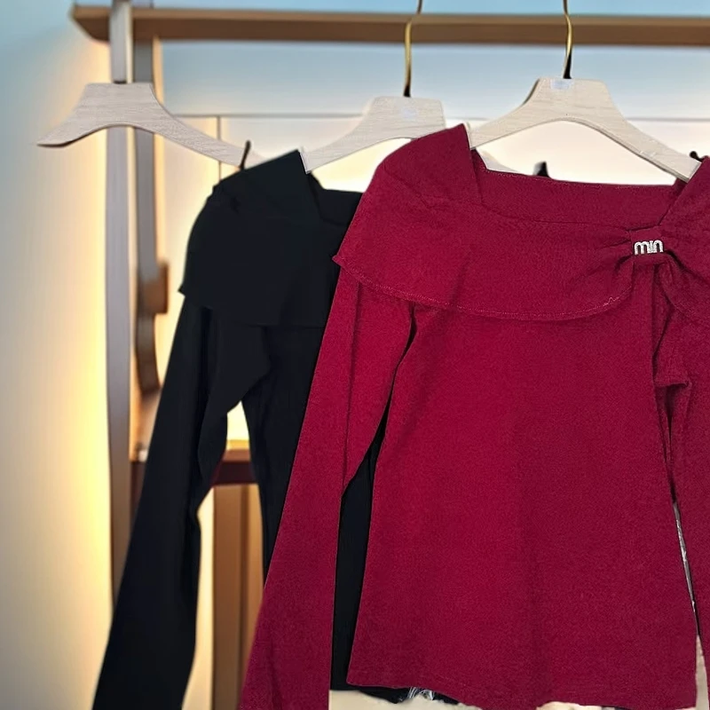 设计感方领蝴蝶结内搭长袖上衣 H392 .