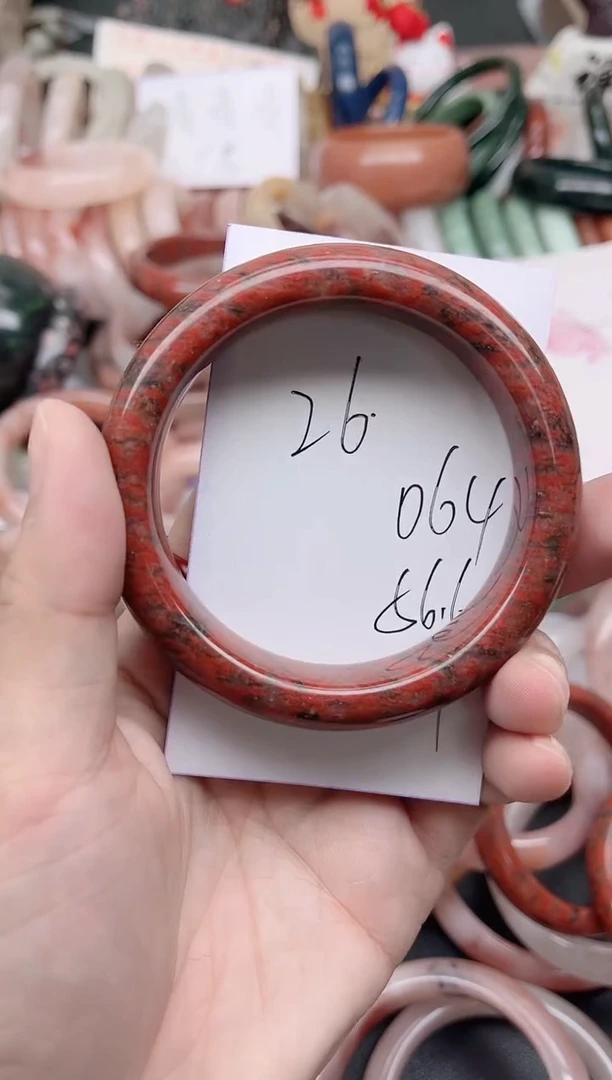 未镶嵌手镯石英质玉064