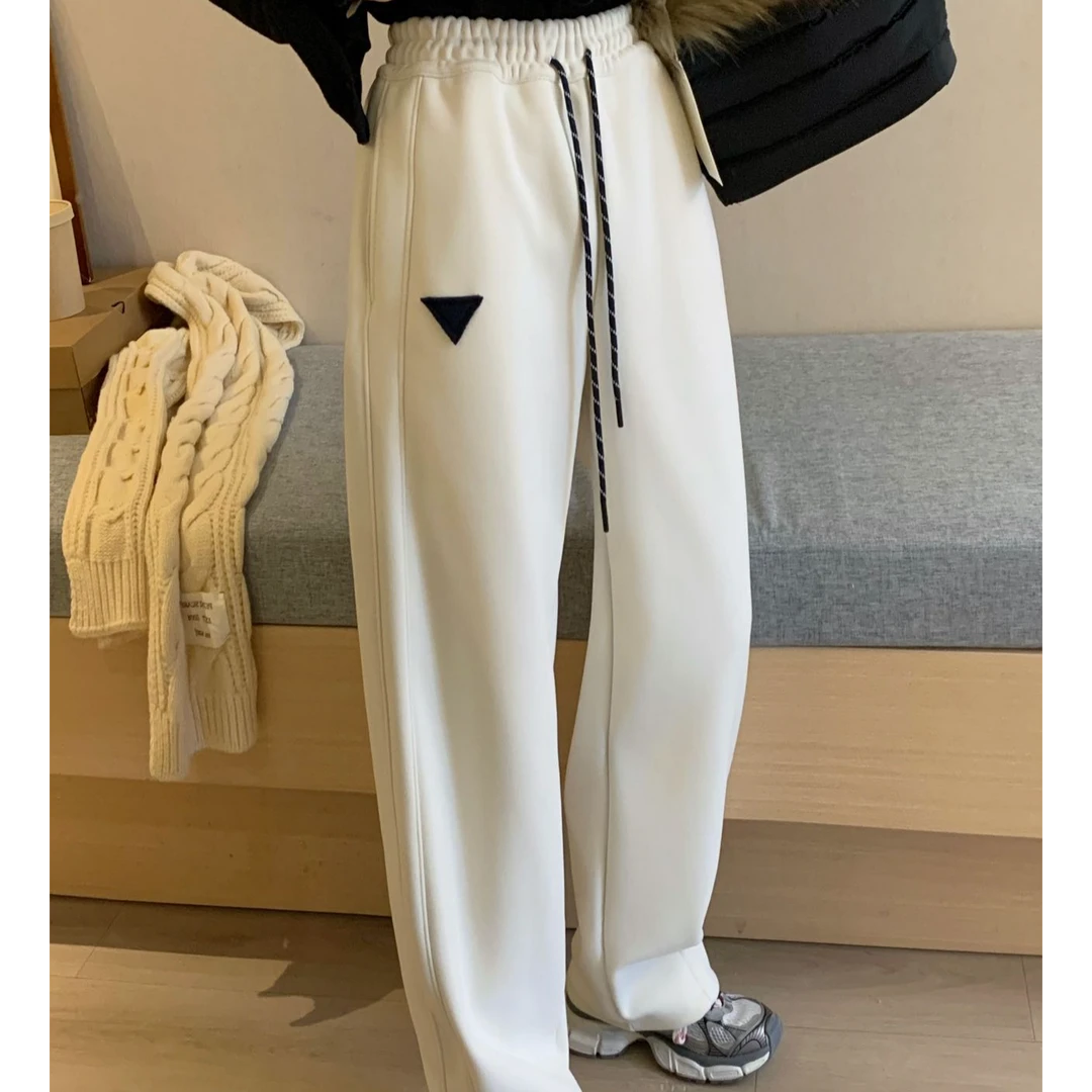 程程甄选   三角标防风复合考拉绒时尚直筒裤8084