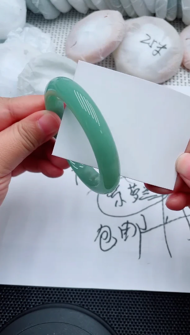 未镶嵌手镯石英质玉144-56-57