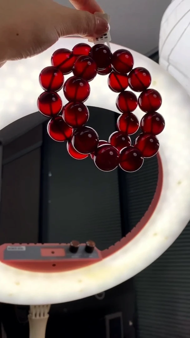 裸石琥珀未镶嵌12/4多样性发其一95