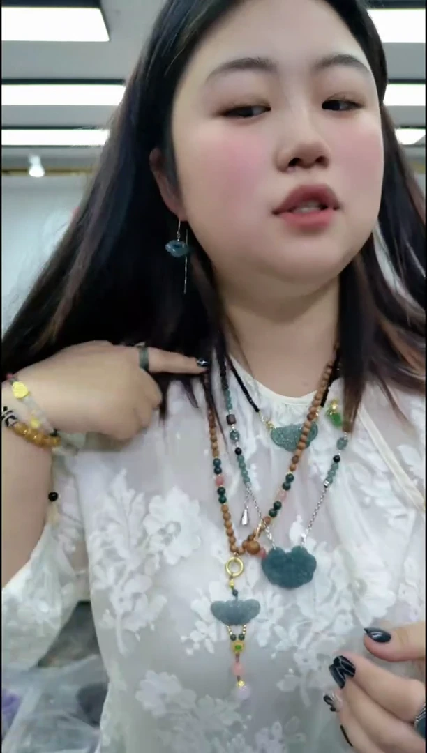 【闪购商品】翡翠耳饰银S925镶嵌1613蓝水如意耳线