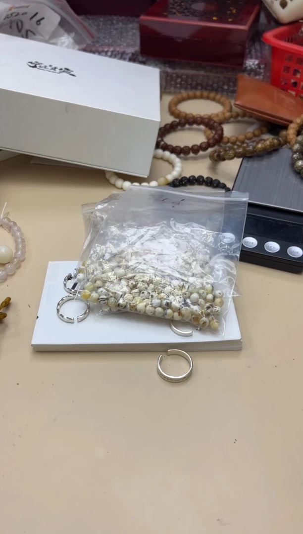 未镶嵌蜜蜡裸石060101蜜蜡一对