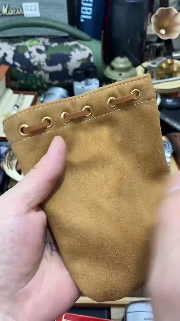 瓷片闪购商品 如图所示