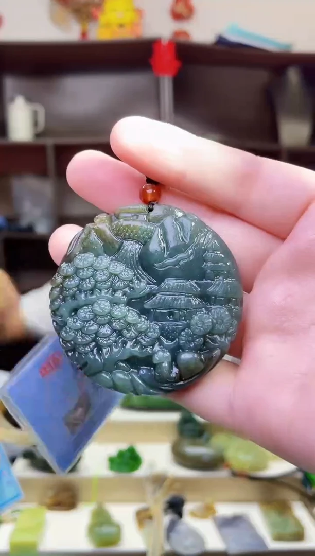 和田玉未镶嵌颈饰1