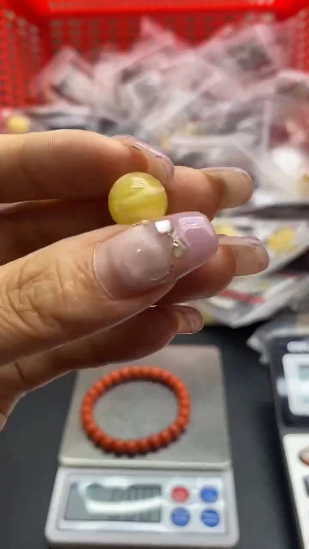 琥珀未镶嵌珠宝奇石115