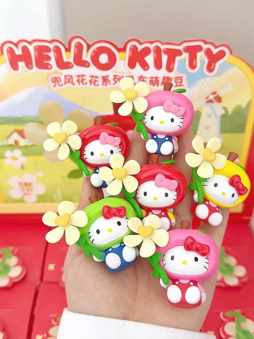 【陶子福福】Hello Kitty兜风花花福福系列潮玩可爱公仔桌面摆件