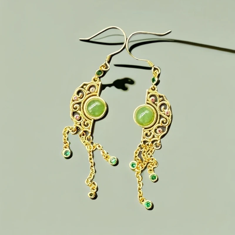 ZB0115 和田玉耳饰 百日大优恵