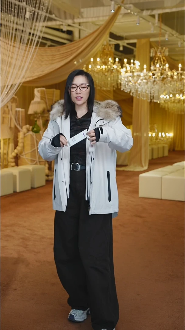 专柜清仓的派克服