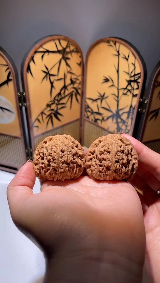 吊坠文玩核桃57号全品球疆 45尺寸