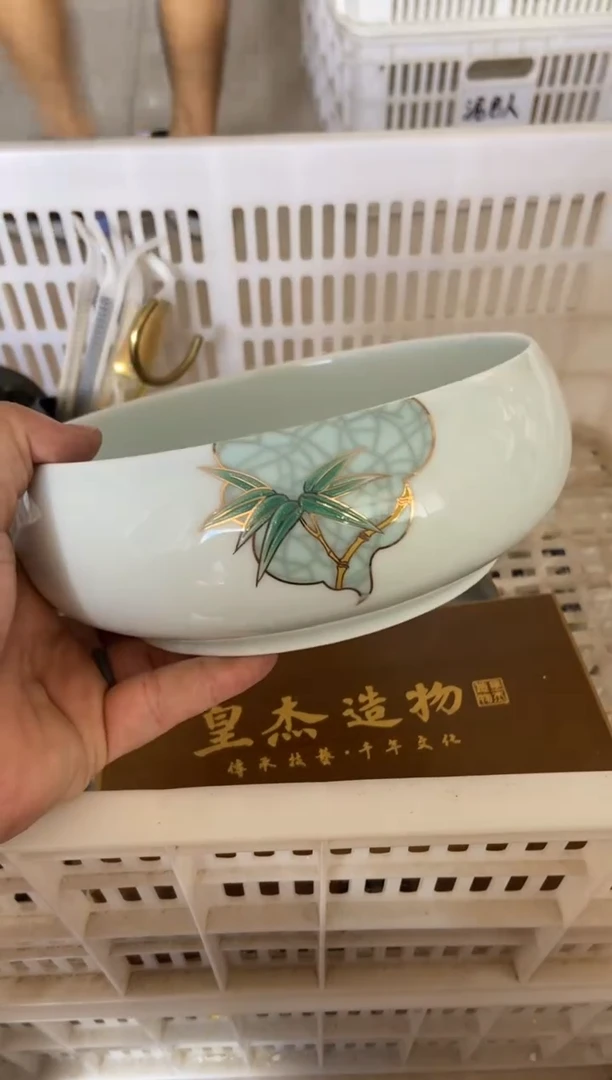 无运费险有瑕疵的摄影的产品有使用过的痕迹有点脏介意勿拍