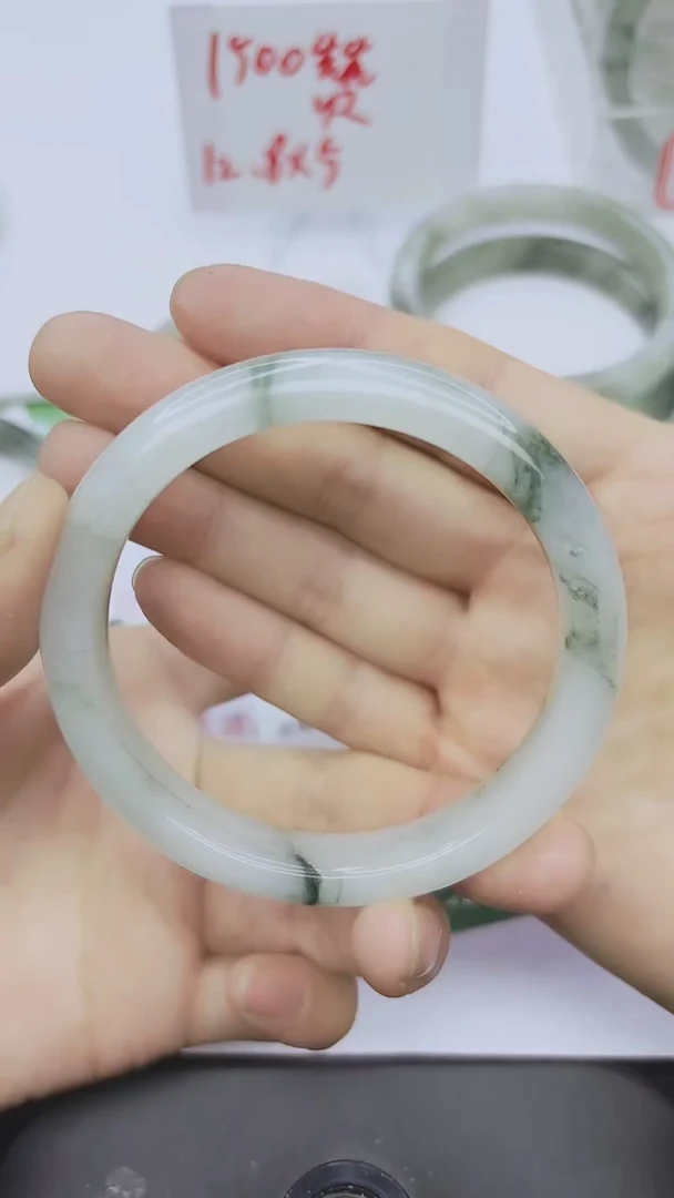 未镶嵌手镯石英质玉108-60/61