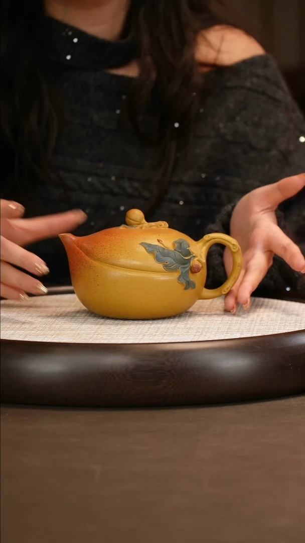 高建芳 寿桃套组 黄金段 450c/莲蓬壶承