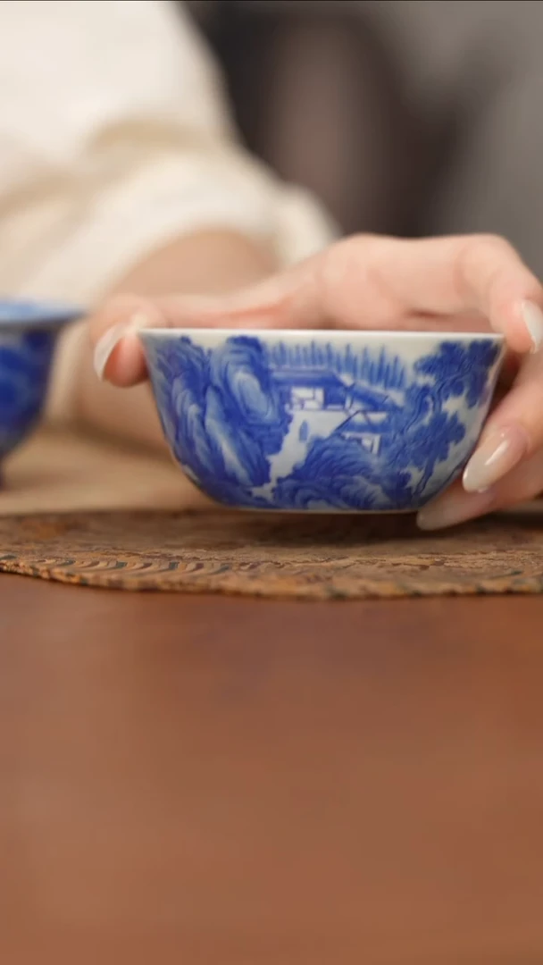 杯看山柴窑青花山水