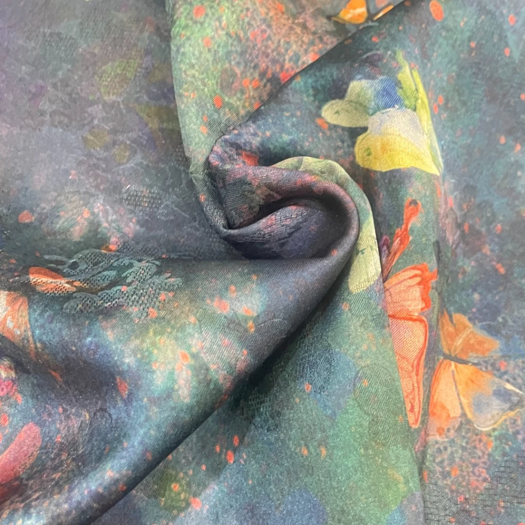 【71】彩蝶人丝红云纱提花面料