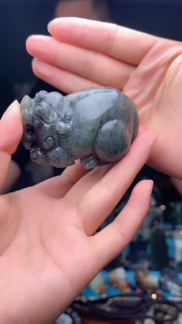 未镶嵌和田玉挂件1