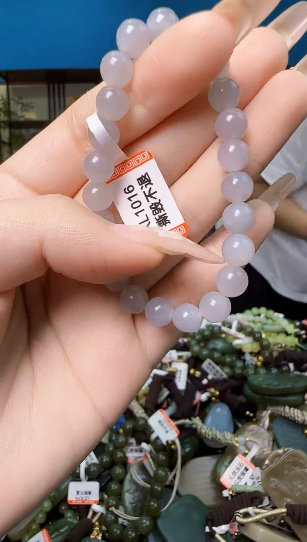 颈饰未镶嵌和田玉多样性发一