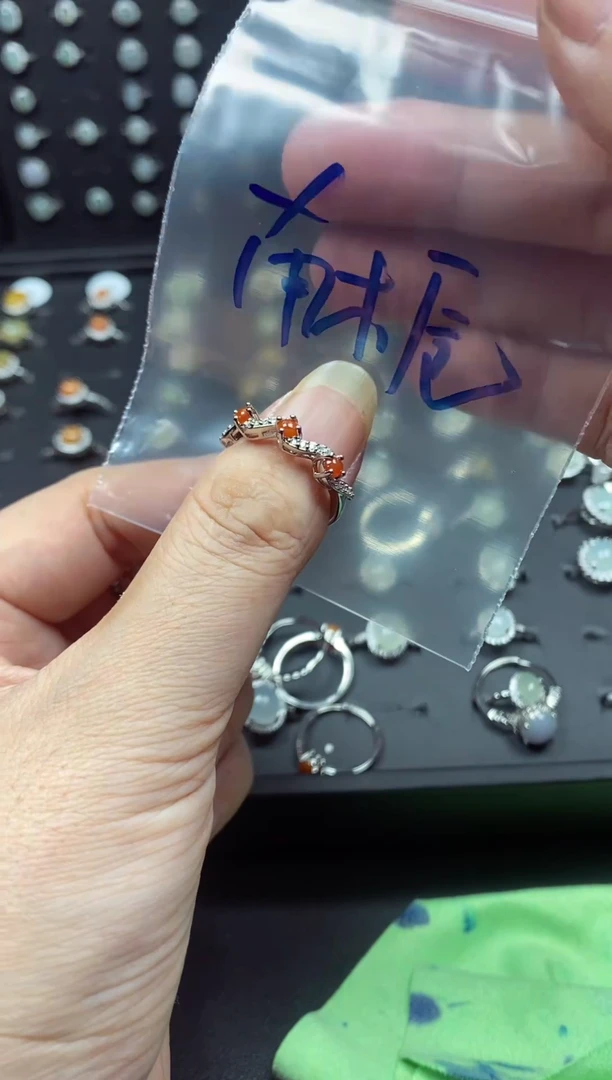 未镶嵌戒指翡翠南*翡翠戒指