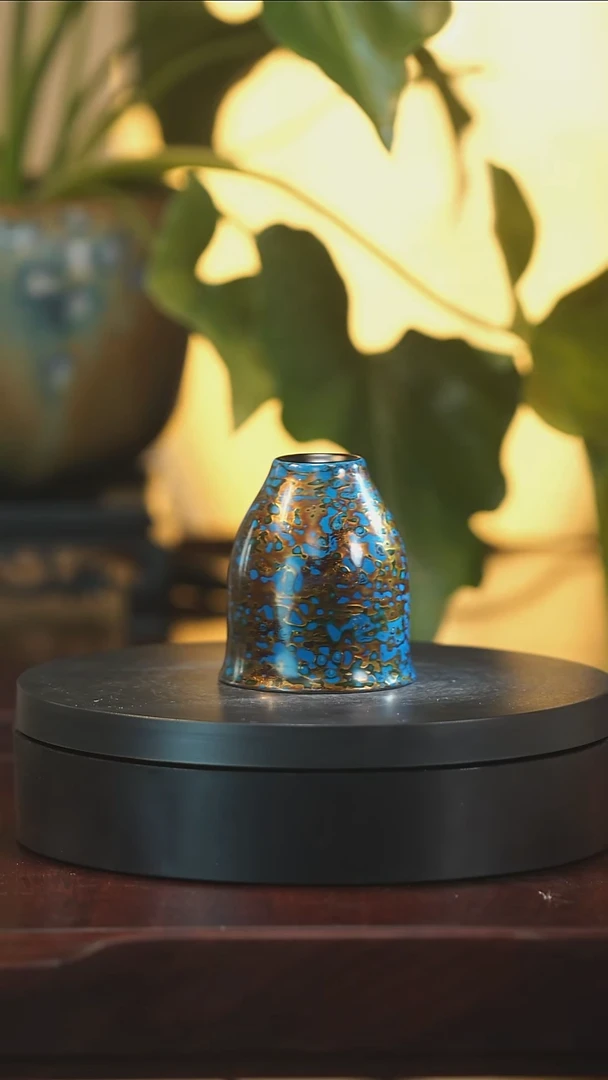 蓝色闻香杯大漆工艺