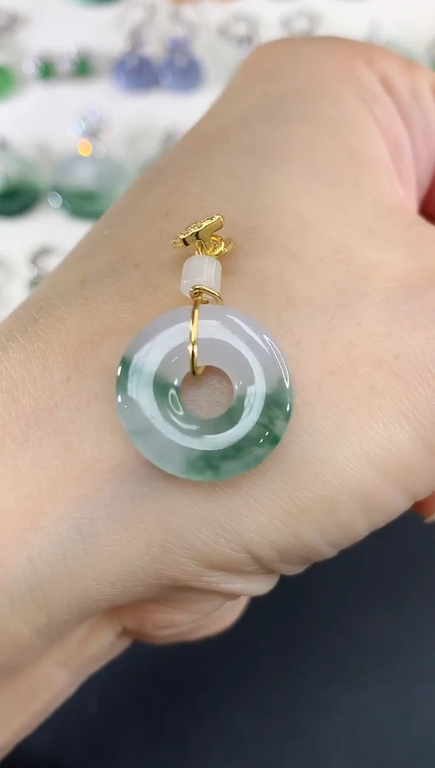 吊坠(不含链)未镶嵌翡翠54买断场不退不换|180