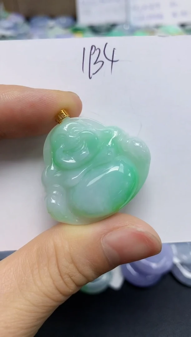 翡翠18K金镶嵌颈饰天然缅甸翡翠A货