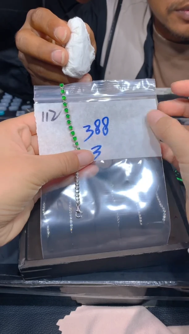 【闪购商品】定制翡翠未镶嵌112手链多样性拍一发一毛货定制抛光